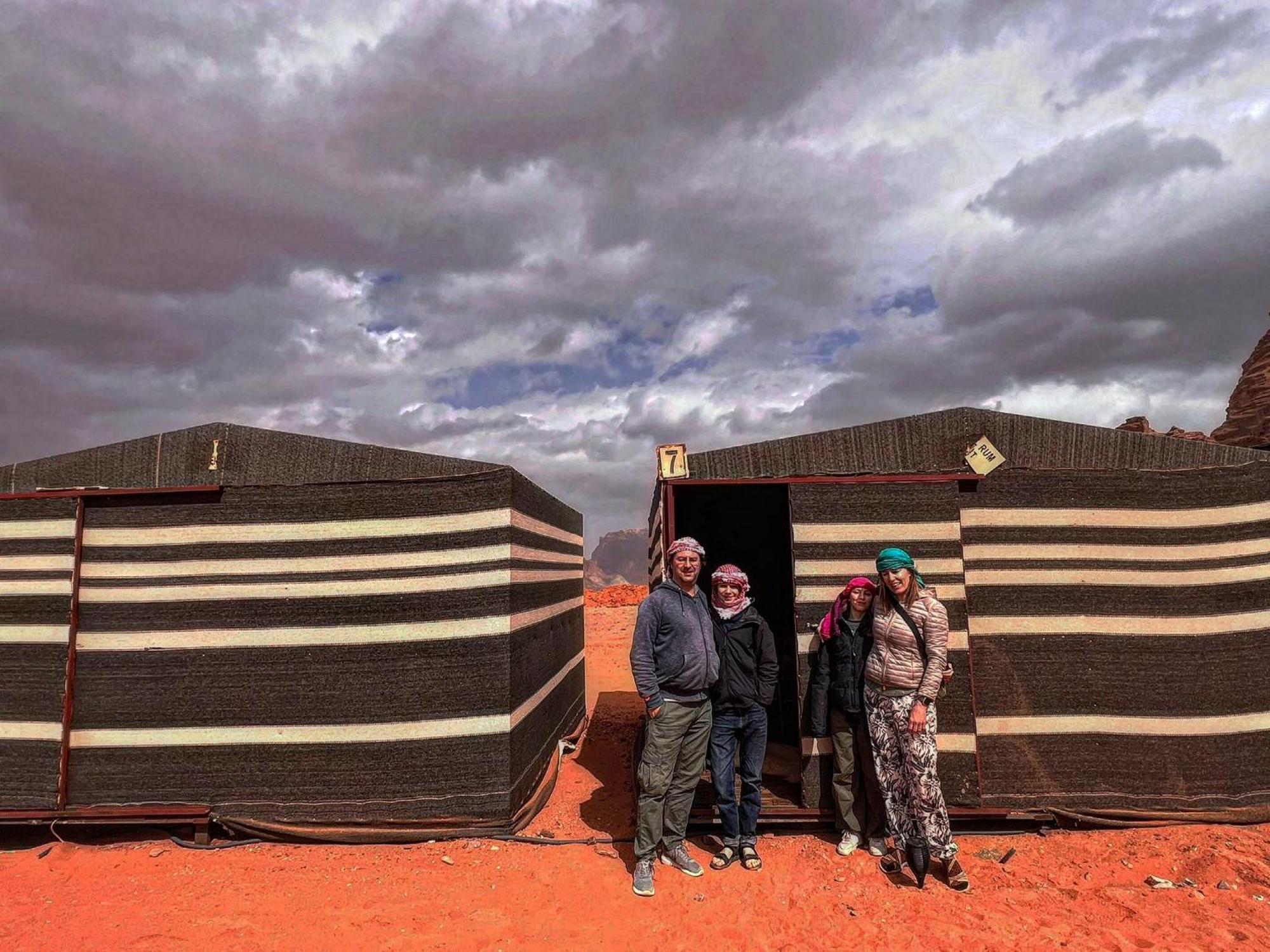 Bedouin Bunch Camp Ξενοδοχείο Ουάντι Ραμ Εξωτερικό φωτογραφία